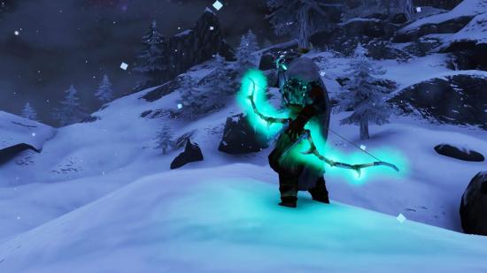 Un personaje poderoso en Valheim empuñando un arco brillante en la cima de una montaña nevada